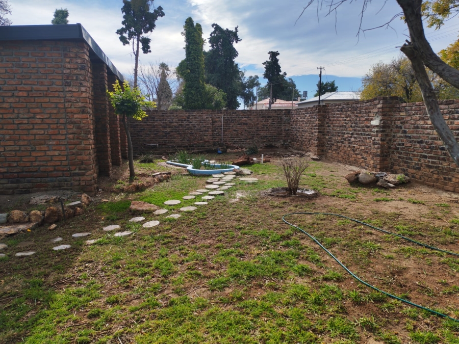 3 Bedroom Property for Sale in Middelburg Eastern Cape